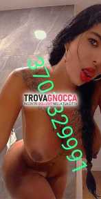 fontane bianche piu' famosa diosa top transessuale foto verificate 100 ancora piu' incantevole vivo porca e trasgressiva pronta ad essere goduta
