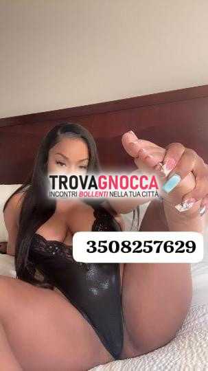 picianello 
fresca zona🍭gustosa 🔥incantevole🍑 latina🇨🇴 sensuale e molto piccante🌶️🔥senza pressione🎀mix erotismo purissimo e passione😍 foto reali📸 💯❌💯