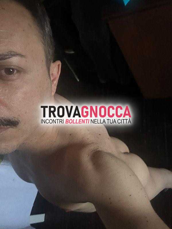 cerco uomo europeo snodato e dot xl 🤣 massimo 40 anni io sono depilato e passivo non ricevo casa ma mi muovo bus.