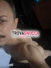 cerco uomo europeo snodato e dot xl 🤣 massimo 40 anni io sono depilato e passivo non ricevo casa ma mi muovo bus.