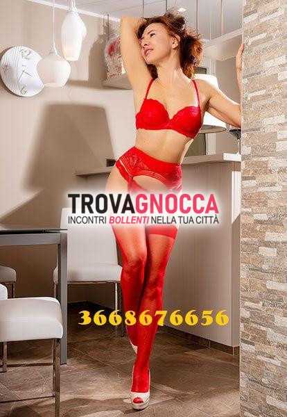 angela💛🧡💛 russa🧡💛🧡 ti aspetta assaggiarla💛🧡💛