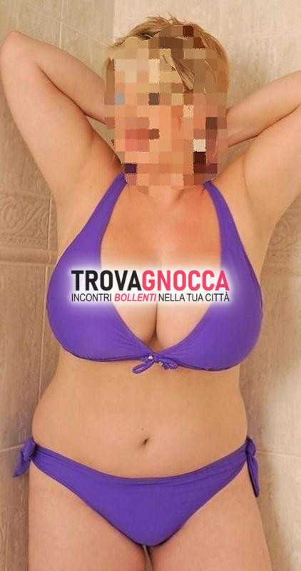🌟🌟 chi ama leccare vagina carnosa tettona abbondante e volendo massaggio olistico 🌟🌟