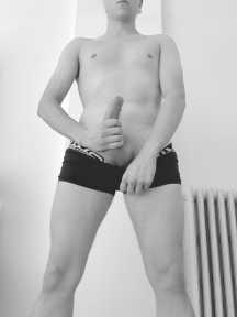 cerco ragazze singole o coppia