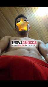 alex giovane latino 24 anni È pronto ad accogliervi un'avventura indimenticabile
