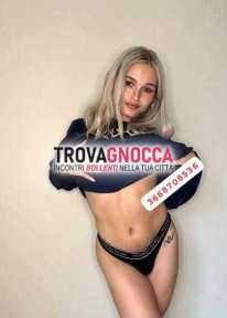 a gallarate…appena arrivata 🔥🔝 giulia transessuale che stavi cercando me l'incontro sarà tutto fuorché noioso preparati un'escursione travolgente nel divertimento ninfomane che non dimenticherai facilmente