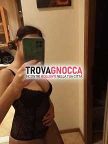 italiana piccante un'esperienza sensuale fuoco