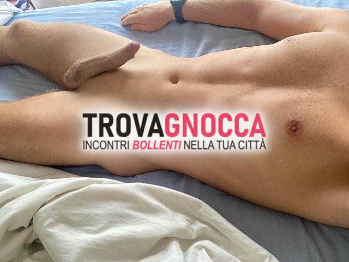 desideri essere massaggiata coccolata e leccata contattaci anche se sei coppia