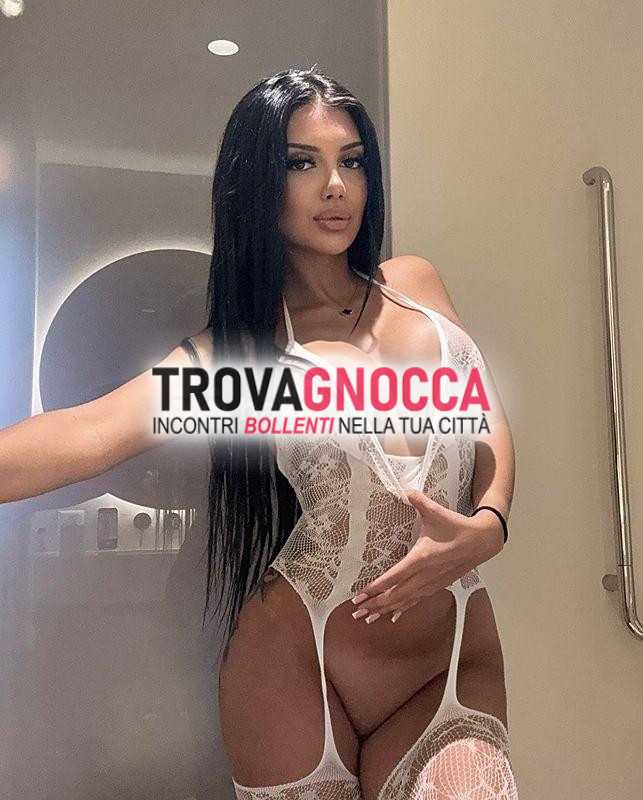 misteriosa loren appena arrivata È bellissima maestra pompino 😍🌹 raggiungo solo momenti piccanti 🔞 foto reali e completi ❤‍🔥