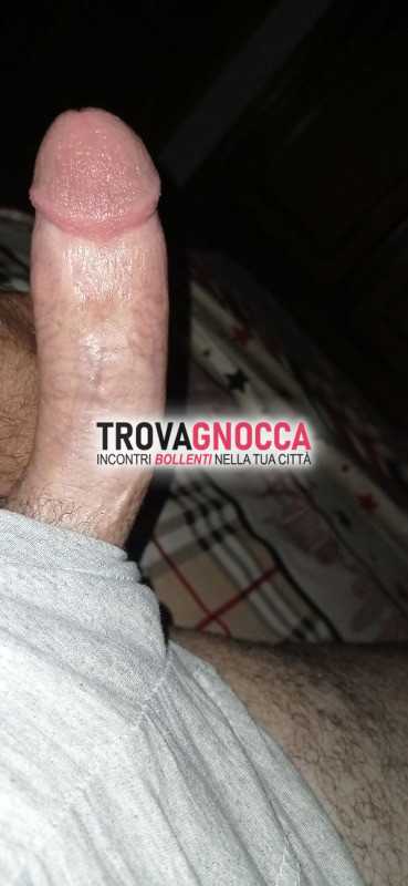 singolo cercò qualche coppia ho esperienza coppia singolo discreto 
vale anche ragazze che hanno piacere giocare 🍆🍑