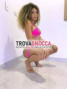 appassionante arrivata americana san giovanni valdarno 24su24. goditi un'ora sesso due scopate favolose e massaggi caldi. vera putanissima pronta realizzare tuoi desideri. esperta nel kamasutra e disponibile pis richiesta. tua padrona piaceri