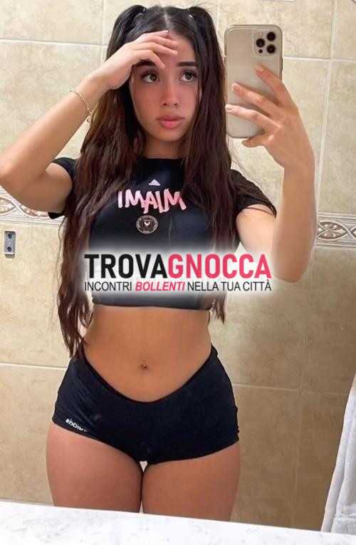 studentessa carla - new new - climatizzato🔥 massaggi corpo corpo erotico rilassante e momento relax completo🔥 finale brivido tua scelta❤️