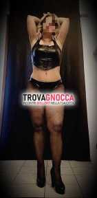 😈😈 🔥🔥femmina peccaminosa bocca calda e patatina vogliosa 😈😈🔥