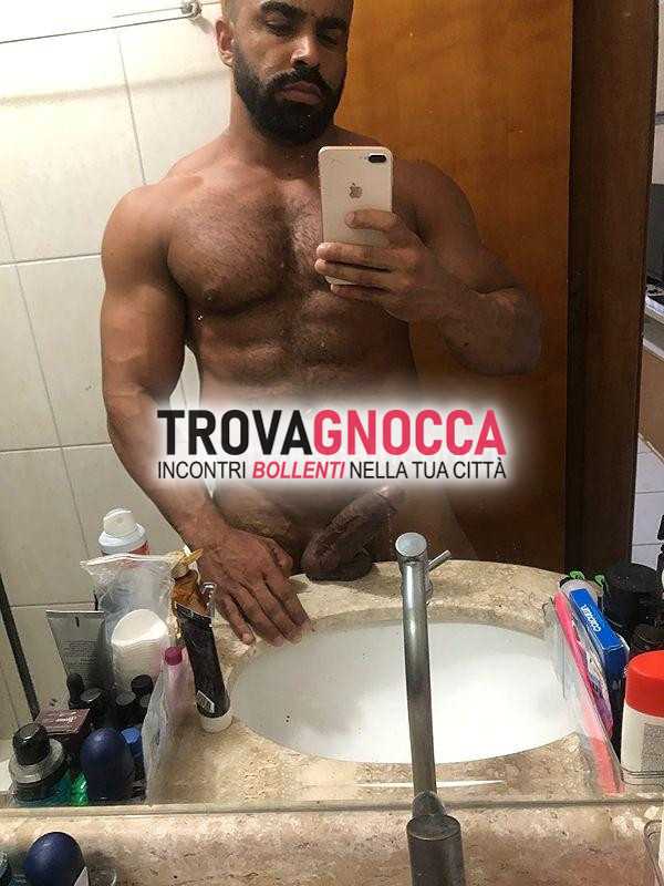 brasiliano muscoloso fisico urlo fresco arrivo
