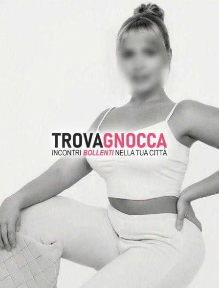 veronica milf incantevole appena arrivata foto reali al 100