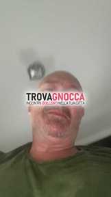 cerco donna 4555 vogliosa farsi leccare fica