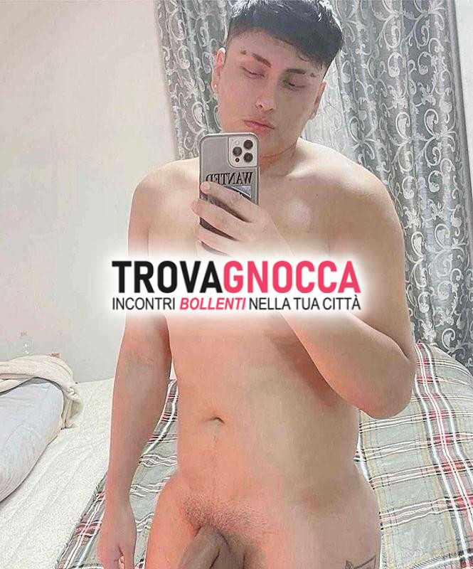 🔥attenzione 🔥🔥bayron È arrivato cittÀ questo bel maschio È molto dotato e desideroso offrire tutto te 🍆🍆