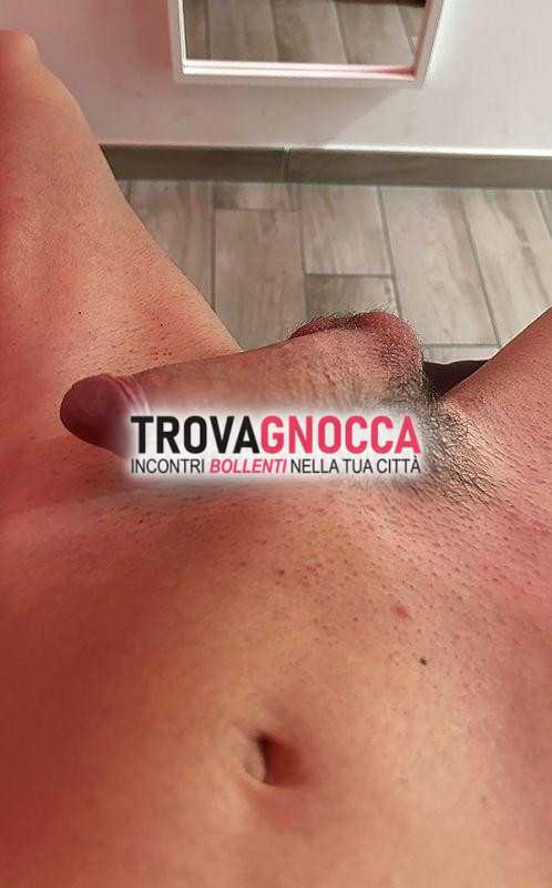 ragazzo 20 anni 💦💦 ti aspetta napoli📍 incontro mozzafiato