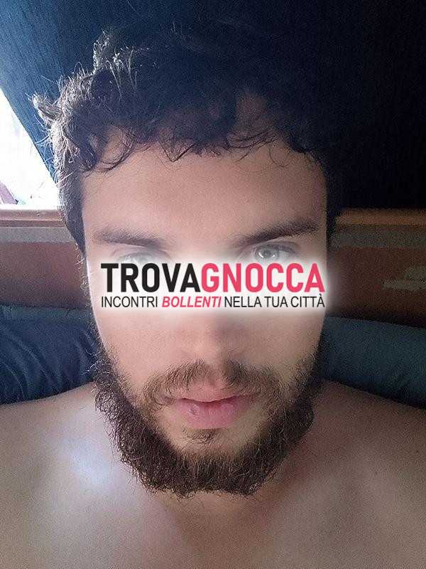 24 anni passivo mercenario cerca nuova avventura