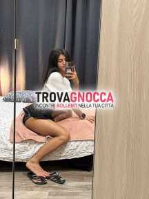 new vale🍓 lecce🌸 È nuovissima ragazza snella mai vista prima pochi giorni pronta ricevere e raggiungere💚. È bellissima 💜 e vera bomba sexy💛. vero⛔️ spettacolo foto vere al💯❌💯🔞💄💋 e corpo mozzafiato new vale🍓 lecce🌸 È nuovissima ragazza snella mai vista prima pochi giorni pronta ricevere e raggiungere💚. È bellissima 💜 e vera bomba sexy💛. vero⛔️ spettacolo foto vere al💯❌💯🔞💄💋 e corpo mozzafiato