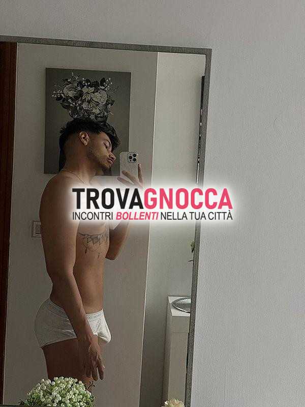 fantastico ragazzo ramses versatile 🍑🍆 sempre pronto e rigido 😈 top class italia ❤️‍🔥
