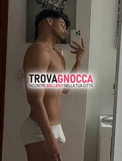 fantastico ragazzo ramses versatile 🍑🍆 sempre pronto e rigido 😈 top class italia ❤️‍🔥