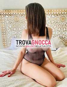 ravenna❤ bellissima milf foto vere 💯×💯 vera troia pronta te massaggi rilassanti padrona piacere ti aspetta bocchino al naturale 🍭 e squirting relax completo.