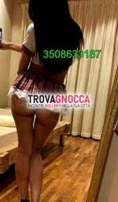 🅰️🅰️🅰️deborah vera bomba sexy porcellina italiana 22 anni presenta suo seno naturale tua prima volta. foto reali 100 e incredibile lato b capace squirting disponibile solo pochi fortunati baci.