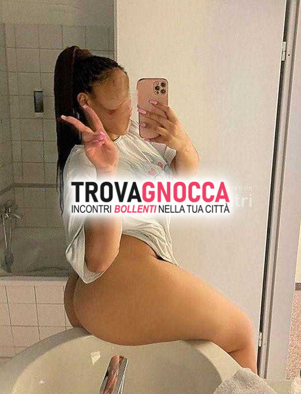 🥰😍🥳🥳🥶 nicol centro sono arrivato amores. 😈 piccolina bellissima. ambiente pulito e riservato.😍