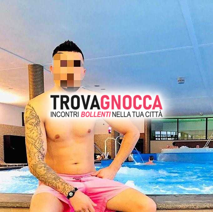 ciao sono alex ragazzo serio e molto discreto pronto offrirti ottimi massaggi🔝.