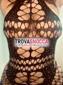 simona super 💕 bomba 💣sexy🔥italiana 💋 italiana forme pazzesche 💓💓💓 strap-on 💣