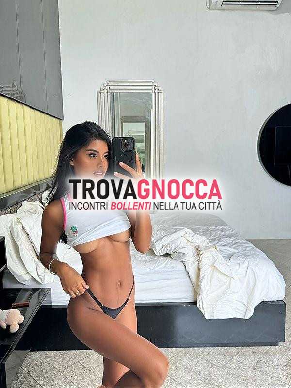 new prima volta 🙂 ciao amore sono zara spagnola 🇪🇦 💦🌶️ regina 😊 dell' ponpino salibosso. sono pronta senso intimitÀ inclusa deliziosa esperienza '69'. 🔥 mie foto sono tutte 💯 x 💯 reali 🙂 parlo pocco italiano ma l'importante È sentire passione