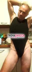 singolo bisex sia attivo che passivo. singolo bisex sia attivo che passivo.