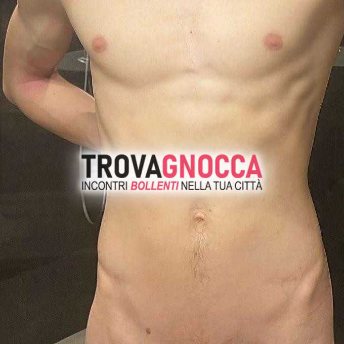 cerco uomo generoso e accogliente momento piacere intenso.