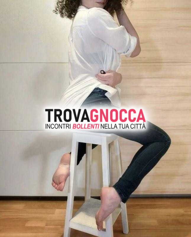 ragazza molto elegante. massaggi dolci e altro ancora.