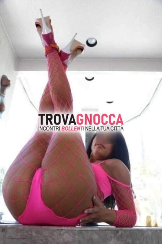 appena arrivata torino bella tx multiorgasmtica bel mix femminilita' e virilita' garantisco orgasmi stellari e sborrate esplosive