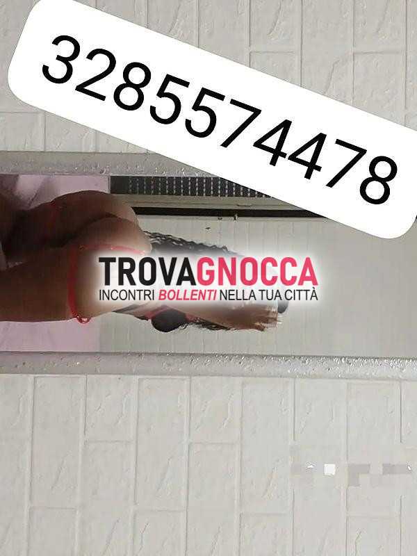 ciao sono isabella 🍓🍓 sei pronto un'esperienza super completa mi divertono tutte posizioni e sento adrenalina ogni volta che tua lingua 👅👅 calda si fa strada dentro me. ti aspetto 24 ore 24 momento indimenticabile