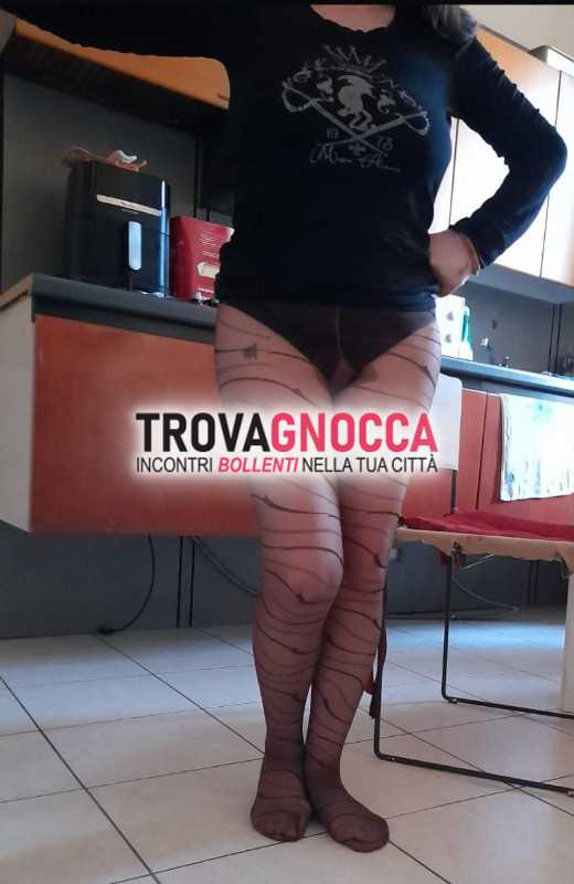 bella milf pronta soddisfare ogni tuo desiderio