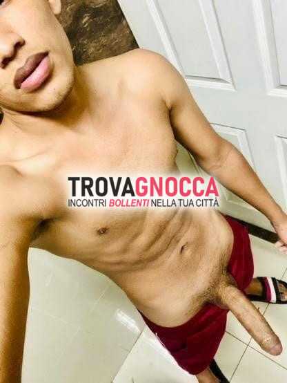 stupendo giovane colombiano appena atterrato torino🔥🔥 fresco età super cortese e dotato grande abilità.💦👅