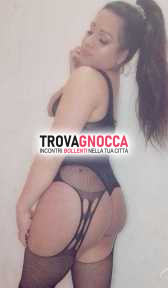 katriona🐷 appena arrivata🐽 🎉❄️🎊 transessuale attiva e passiva deliziosamente calda minchia sempre duro al 100 🎊 funzionante e culo incantevole