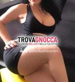 affascinante milf 45 anni eccezionale bocchino al naturale. incantevole signora masaggiatrice pronta renderti felice