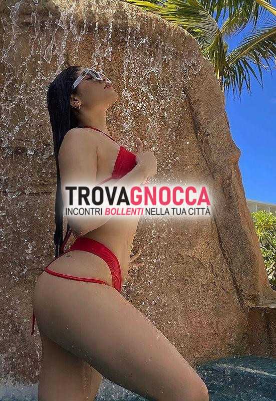 una giovane e sexy studentessa colombiana soli 22 anni 💦 ti farÀ sentire se fossi film porno 🤤🥵