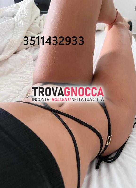 sonia ❤️ È donna matura gentile e disponibile ❤️ pronta offrire piacevole massaggio prostatico ❤️ tutto qui viene fatto calma.