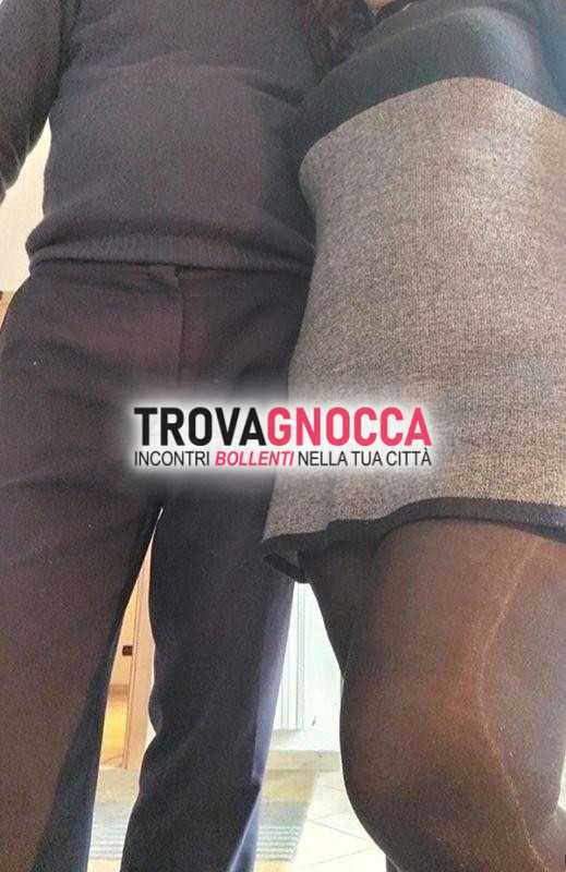 coppia vivace e piena energia cerca coppia o single ben educato trascorrere tempo insieme e divertirsi