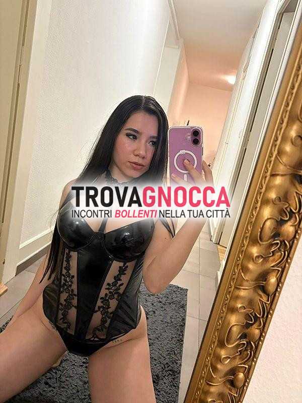 sono laura🫦 sexy latina ospito anche e raggiungo 🚗💕 novitÀ novitÀ È mia prima volta cittÀ 🔝 disponibile anche amiche 👯‍♀️ un'esperienza unica