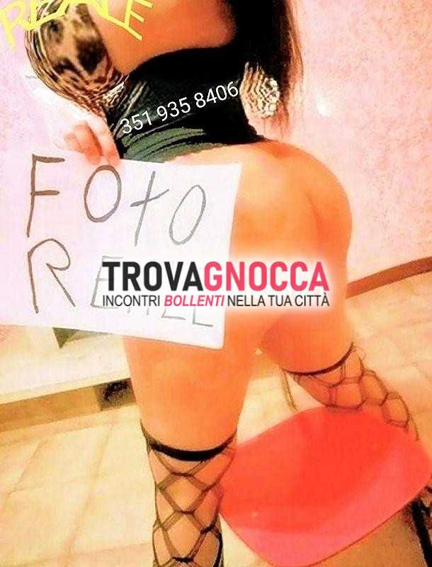 brindisi😋😋piacevole momento ingoio favoloso e sensuale anale 👉👉👉non stranieri