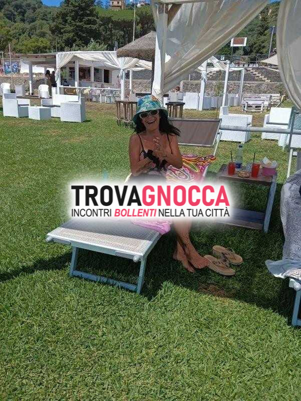 ostia giulia sensuali momenti relax