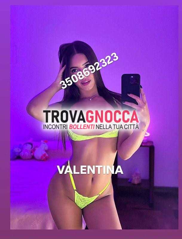 🔥a tiburtina 🍓⭐incantevole⭐fantastica mora 🍓25 anni seducente 3° seno slanciata e affascinante. novita assoluta 😘ragazza 😈 fiore dolce piacere🔞 seducente e ricca sesso