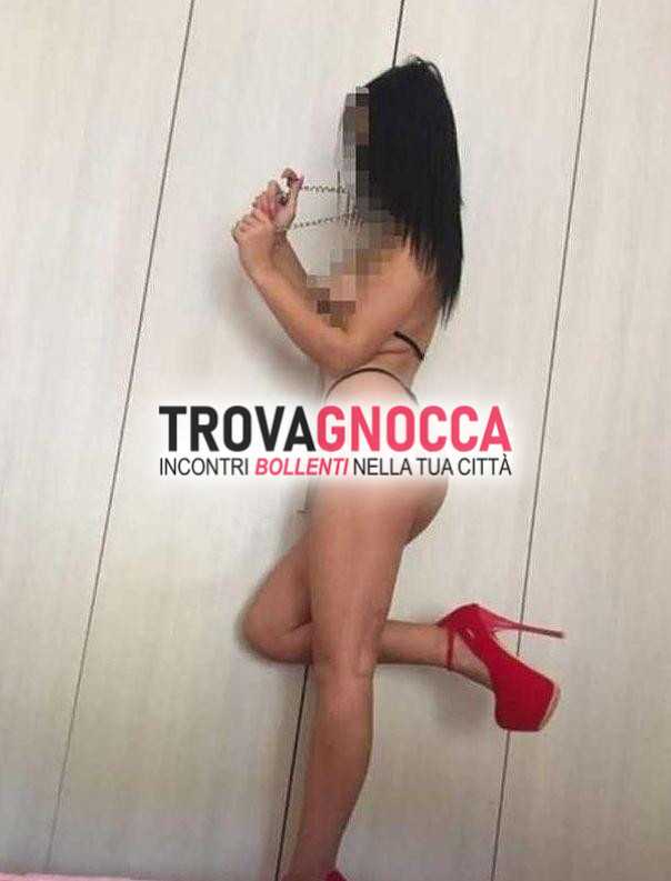 nuova✅✔attenzione appena arrivata e mai vista prima solo voi✔ sempre bagnata e calda pronta soddisfare ogni fantasia. super completa e bellissima bambolina✅✔