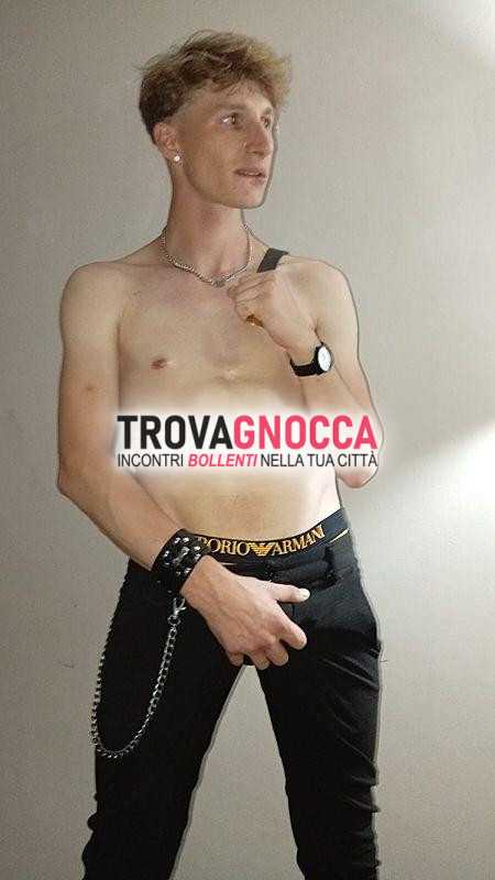 twink dell'est attivo cerca divertimento sensuale