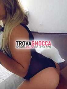 tutto calma❤️ sensuale❤️ irresistibilmente sexy vera scoperta assaporare.😋 iniziare ti farÒ eccitare attraverso miei preliminari bol.